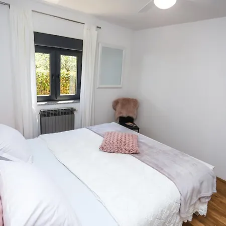 Appartement Irena *
